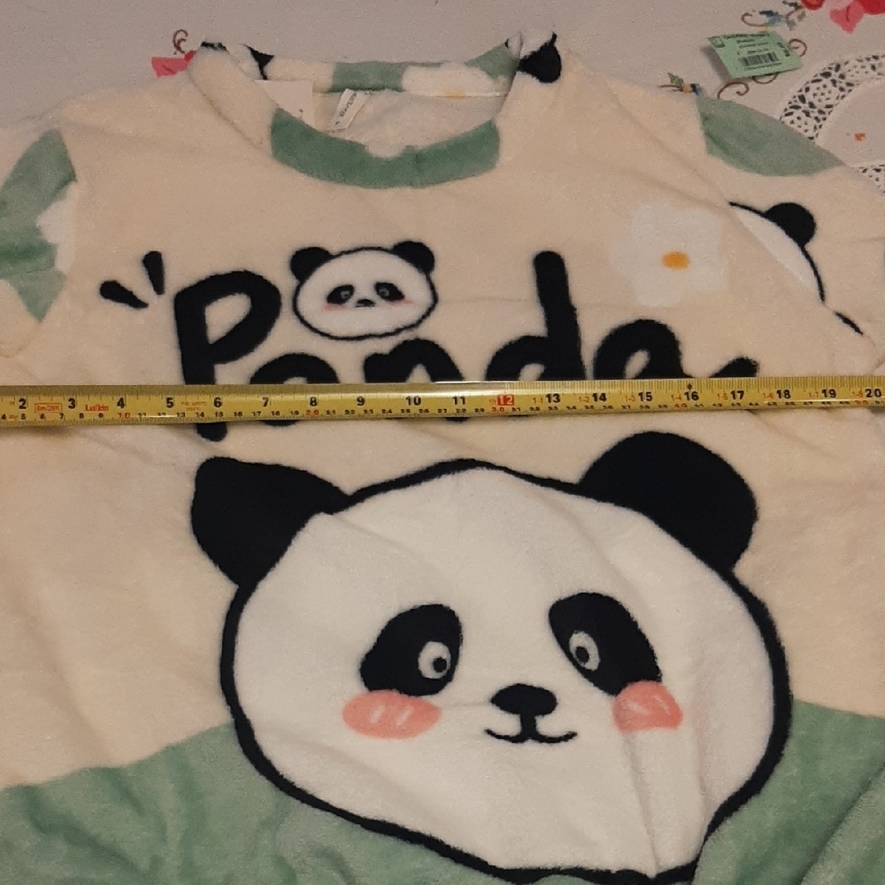 NWT SO CUTE🐼Panda Print Plush COZY Pajama Set - Cream & Green Fits Sz S/M - Picture 6 of 8
